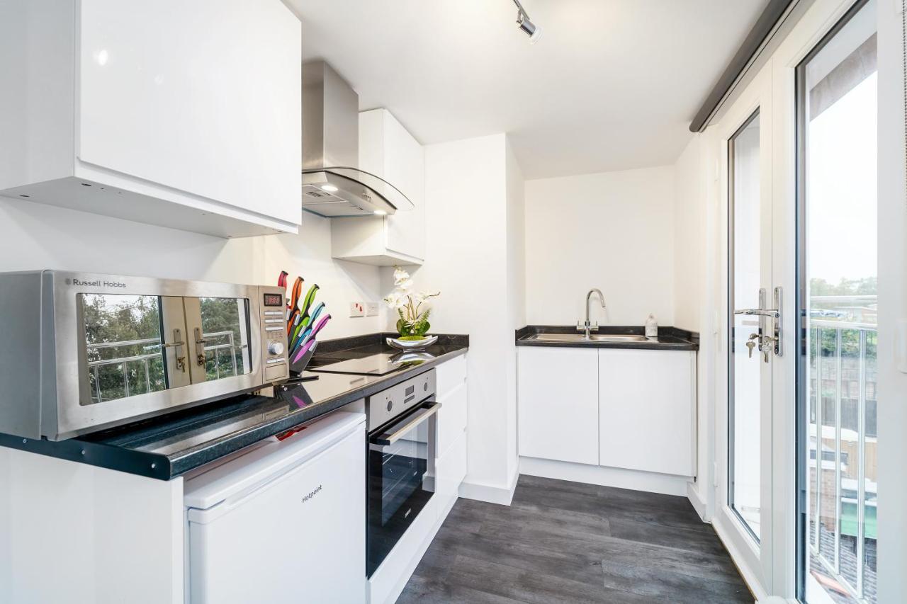 Twickenham Apartments By Charles Teddington Exterior foto